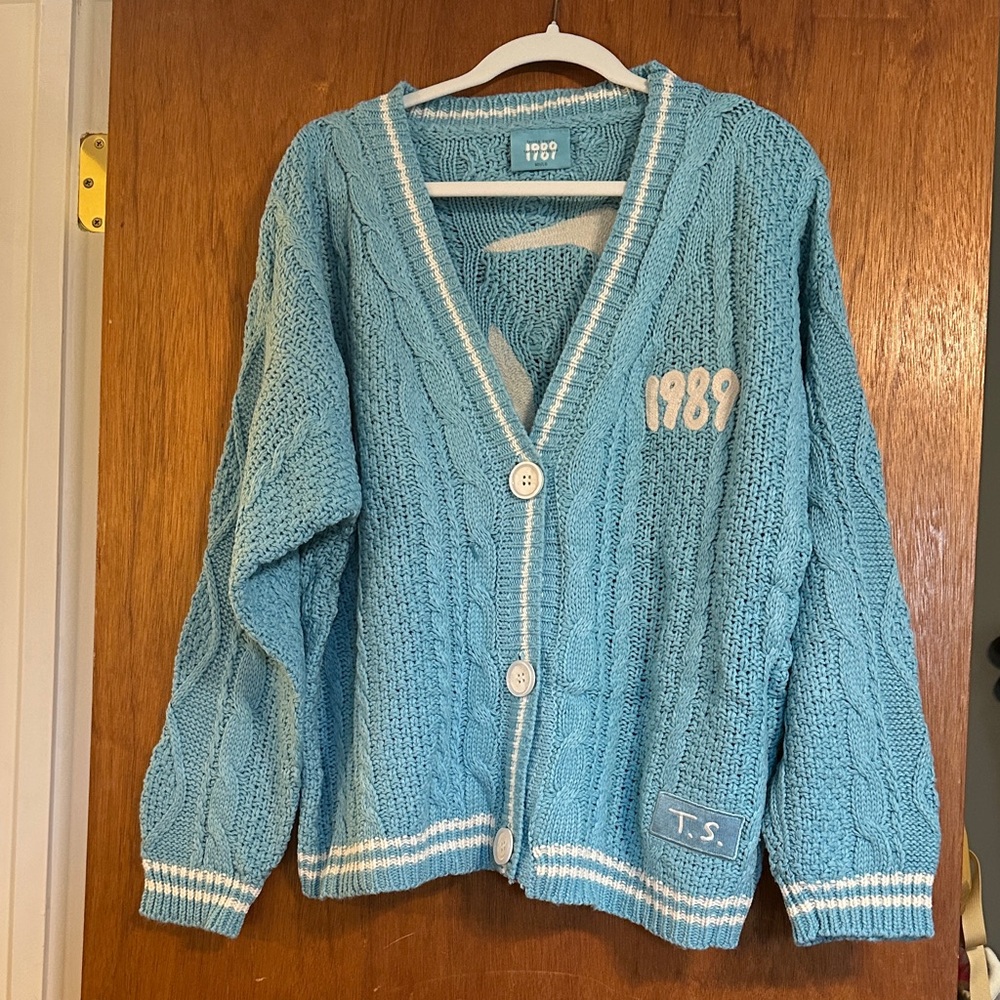NIB- Taylor Swift 1989 Taylor’s Version Cardigan M/L